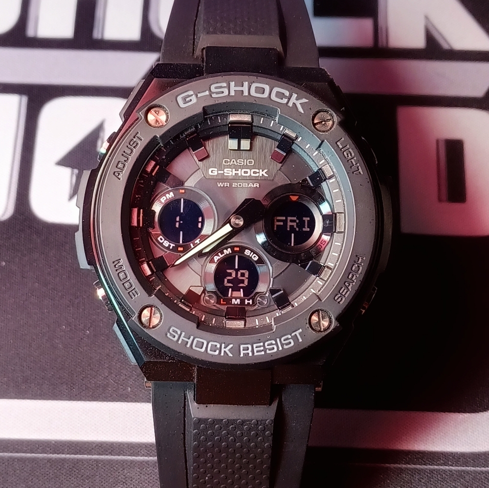 CASIO G-SHOCK - GSTS100 ( TOUGH SOLAR )